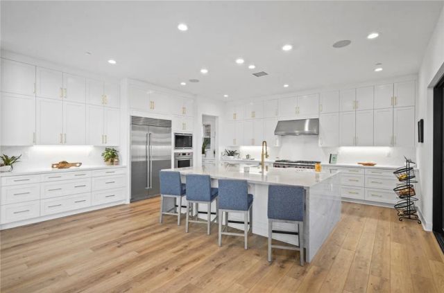 20133 Galway Ln, Porter Ranch, CA 91326