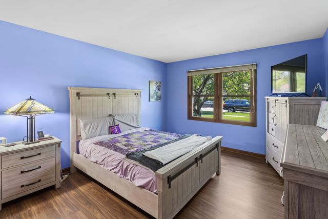 1108 E Oxford Lane, Arlington Heights, IL 60004