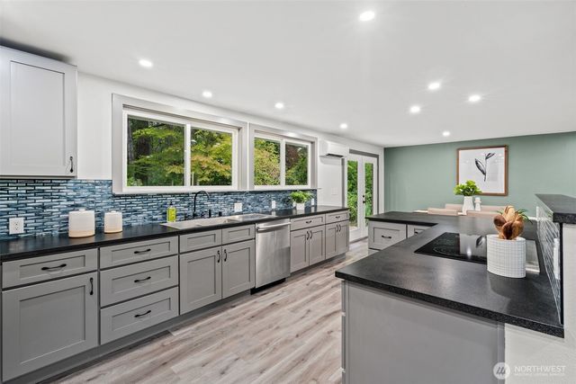 13704 Wright Bliss Road NW, Gig Harbor, WA 98329