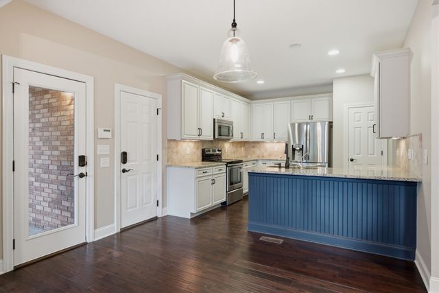 505 Calista Ct, Franklin, TN 37064