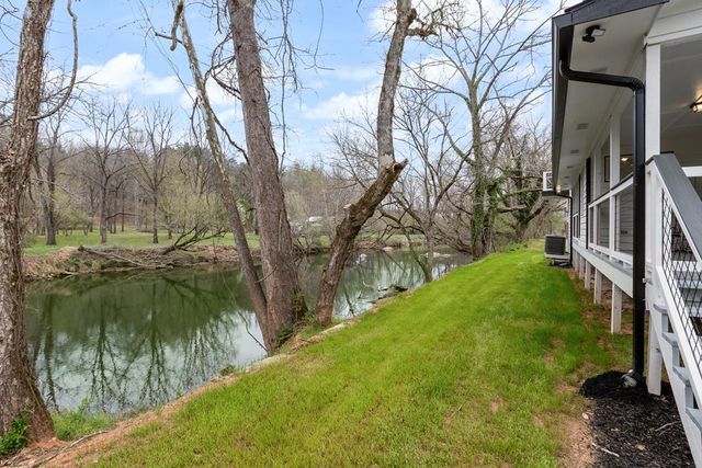 284 Smokeford Road, Murphy, NC 28906