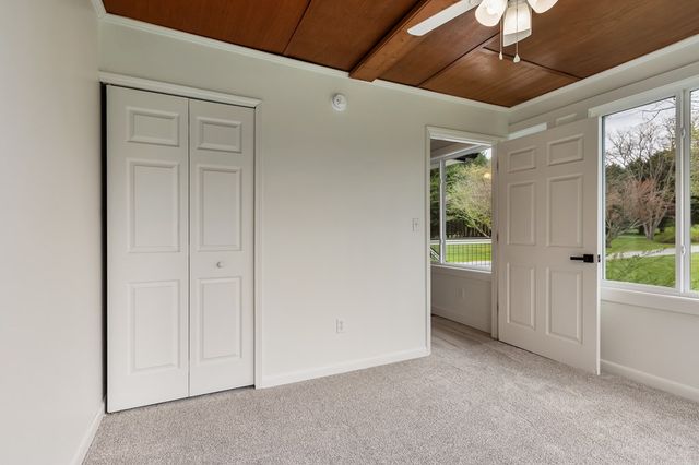 284 Smokeford Road, Murphy, NC 28906