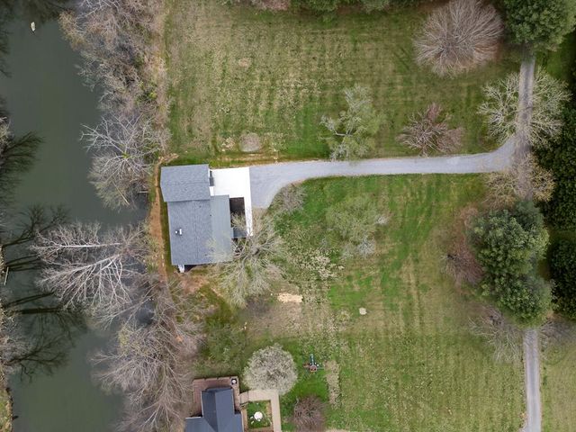 284 Smokeford Road, Murphy, NC 28906
