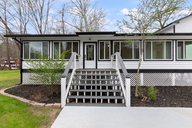 284 Smokeford Road, Murphy, NC 28906