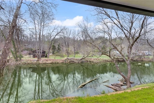 284 Smokeford Road, Murphy, NC 28906