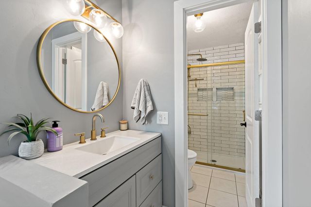 3732 81st Avenue N, Brooklyn Park, MN 55443