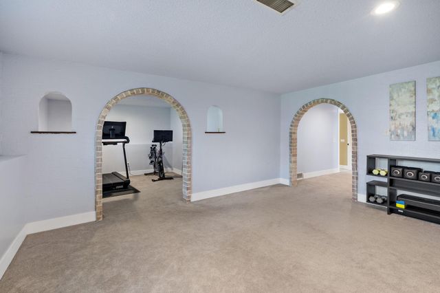 3732 81st Avenue N, Brooklyn Park, MN 55443