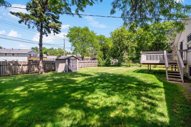 3732 81st Avenue N, Brooklyn Park, MN 55443