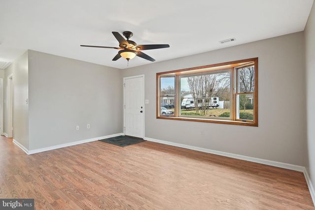 1430 OAKDALE RD, Glen Burnie, MD 21060