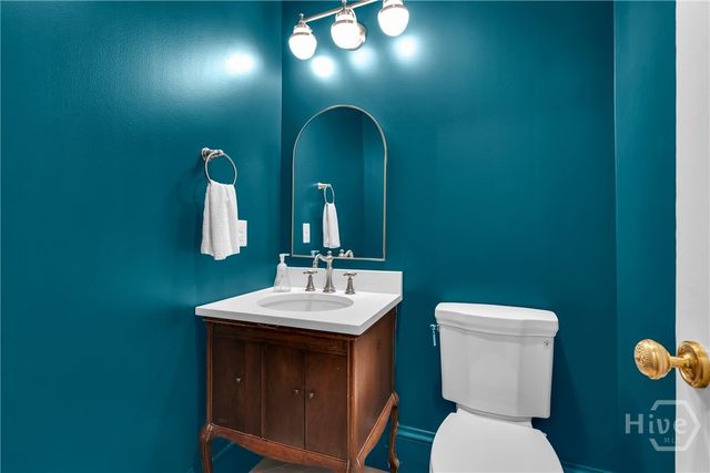 112 W Taylor Street, Savannah, GA 31401