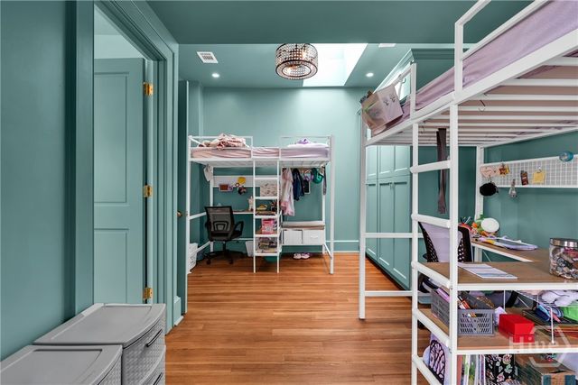 112 W Taylor Street, Savannah, GA 31401