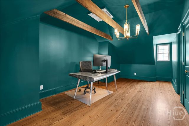 112 W Taylor Street, Savannah, GA 31401