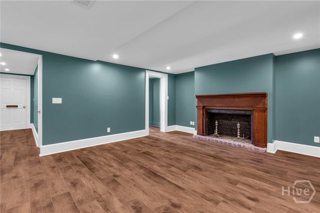 112 W Taylor Street, Savannah, GA 31401