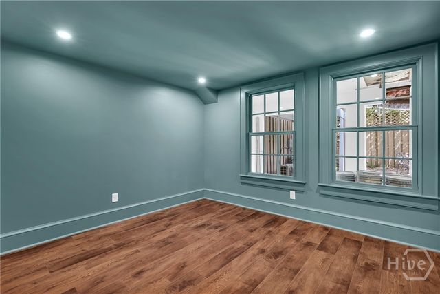 112 W Taylor Street, Savannah, GA 31401