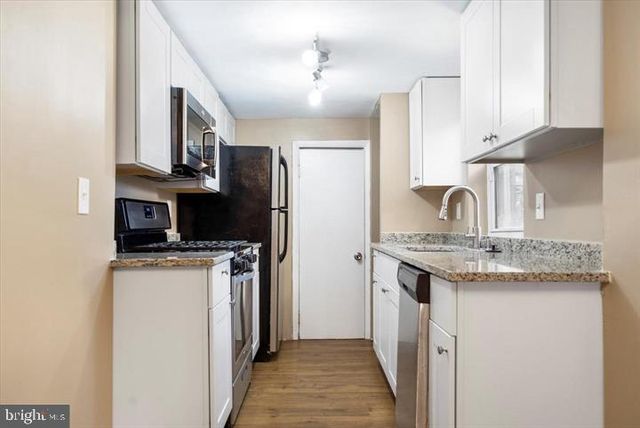 424 S EDEN ST, Baltimore, MD 21231