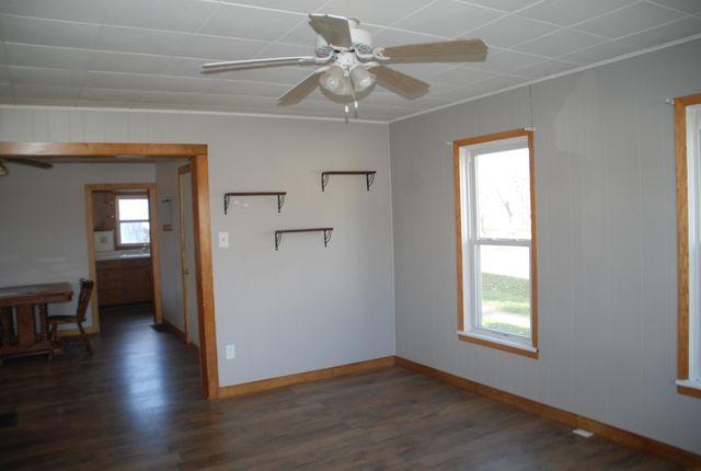 300 Alexander Street, Fayette, IA 52142