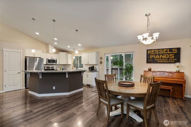 10278 NE Shore Drive, Indianola, WA 98342