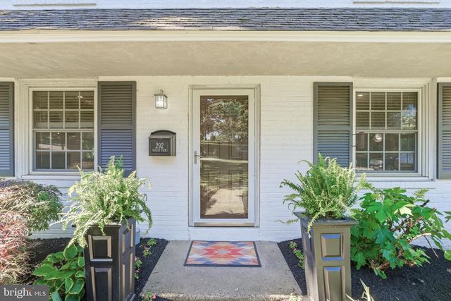 292 VALLEY VIEW RD, Springfield, PA 19064