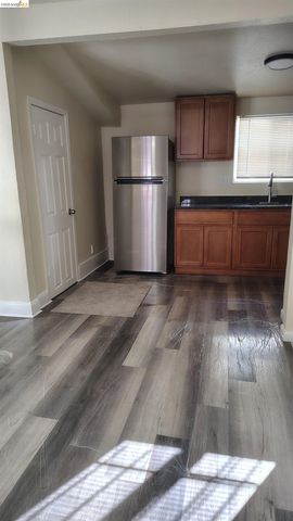 1112 82Nd Ave, Oakland, CA 94621