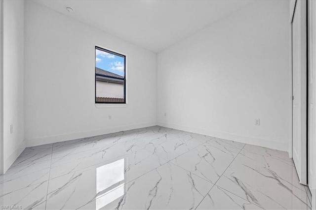 3813 25th ST SW, Lehigh Acres, FL 33976