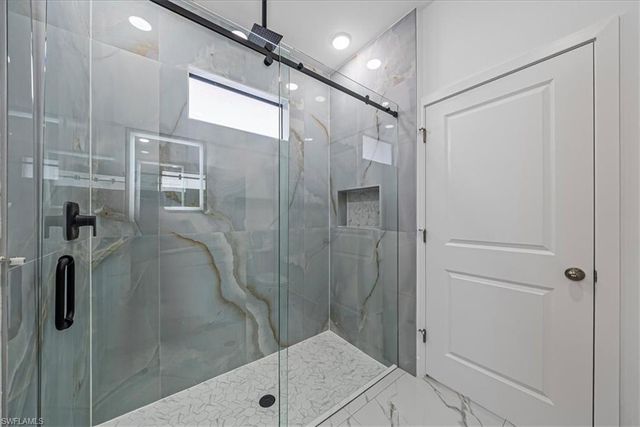 3813 25th ST SW, Lehigh Acres, FL 33976