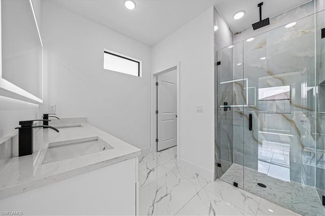 3813 25th ST SW, Lehigh Acres, FL 33976