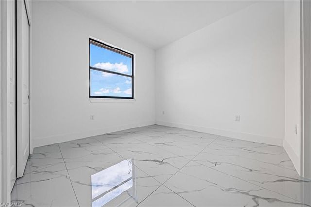 3813 25th ST SW, Lehigh Acres, FL 33976