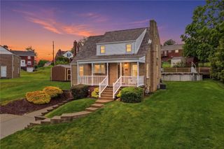 815 Meadow Dr, West Mifflin, PA 15122