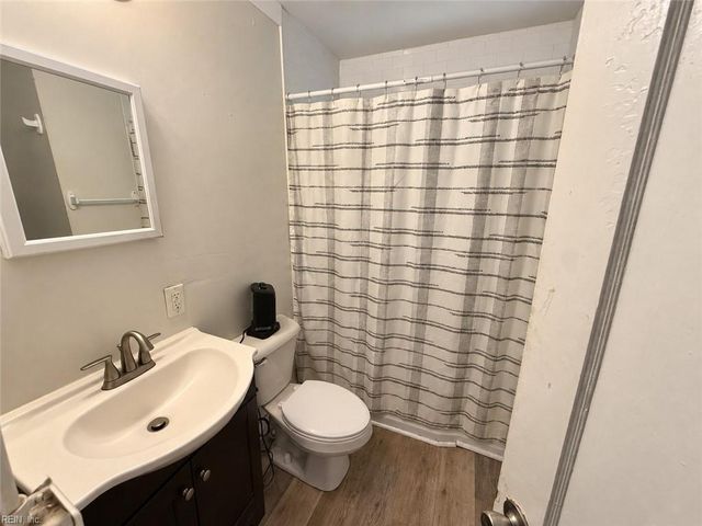 303 Ivey ST, Portsmouth, VA 23701
