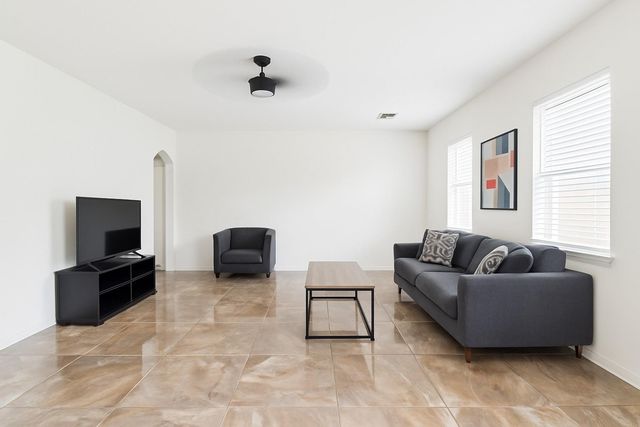 9439 Amethyst Glen Drive, Rosharon, TX 77583