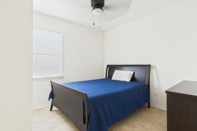 9439 Amethyst Glen Drive, Rosharon, TX 77583