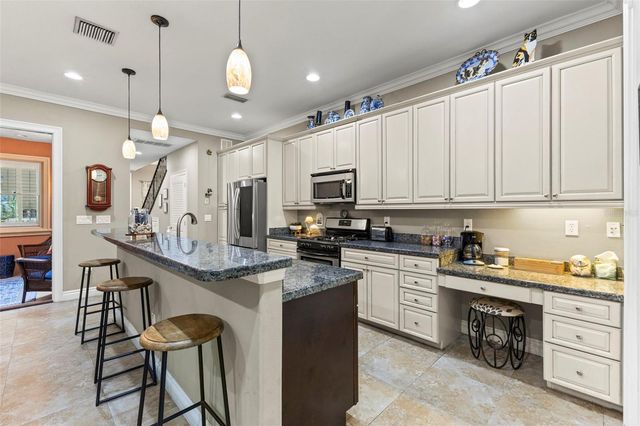 3819 W DALE AVENUE 6, Tampa, FL 33609