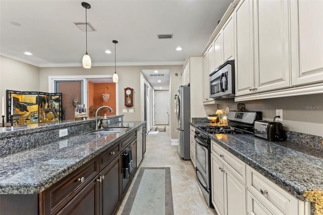 3819 W DALE AVENUE 6, Tampa, FL 33609