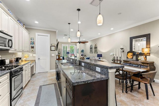 3819 W DALE AVENUE 6, Tampa, FL 33609