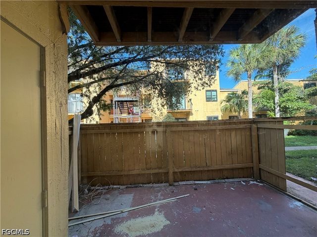 2875 Winkler AVE 506, Fort Myers, FL 33916