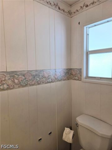549 Freedom ST, North Fort Myers, FL 33917