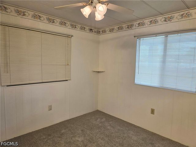 549 Freedom ST, North Fort Myers, FL 33917