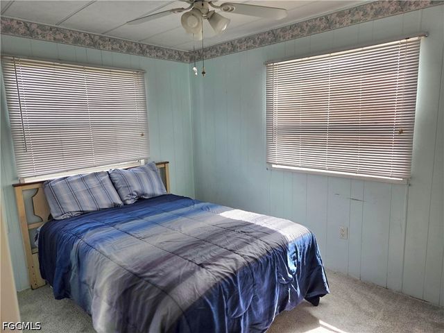 549 Freedom ST, North Fort Myers, FL 33917