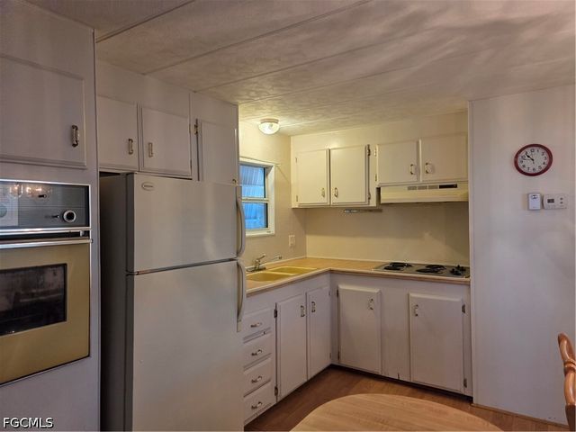 549 Freedom ST, North Fort Myers, FL 33917