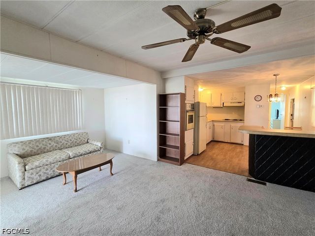 549 Freedom ST, North Fort Myers, FL 33917