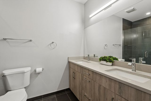 2237 W Coulter Street 4, Chicago, IL 60608