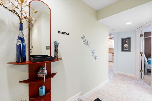 808 CAPRI ISLES BOULEVARD 216, Venice, FL 34292