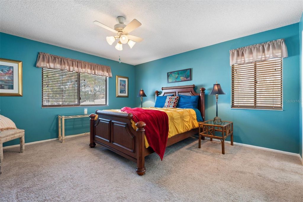 Image 22 of property listing at 808 CAPRI ISLES BOULEVARD 216, Venice, FL 34292