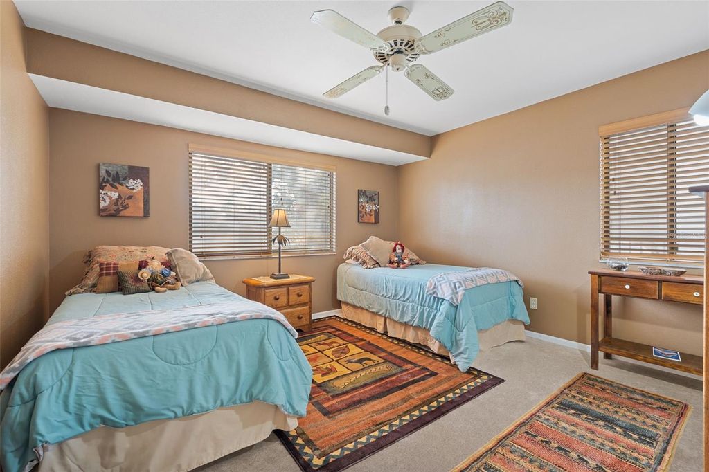 Image 27 of property listing at 808 CAPRI ISLES BOULEVARD 216, Venice, FL 34292