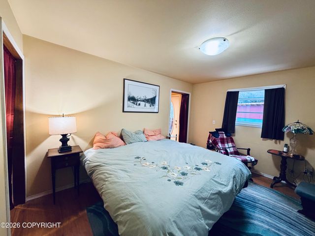 13076 Seward Highway, Seward, AK 99664