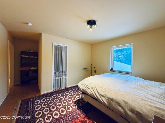 13076 Seward Highway, Seward, AK 99664