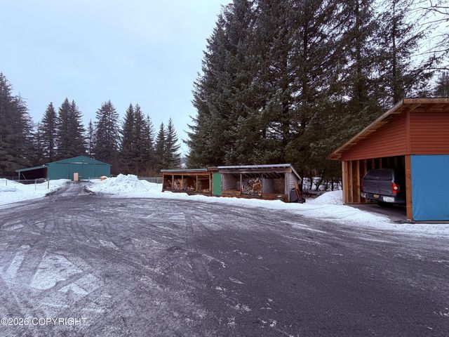 13076 Seward Highway, Seward, AK 99664