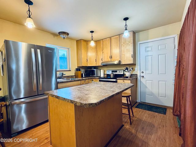 13076 Seward Highway, Seward, AK 99664