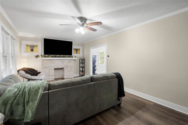 204 Monongahela Avenue, Glassport, PA 15045