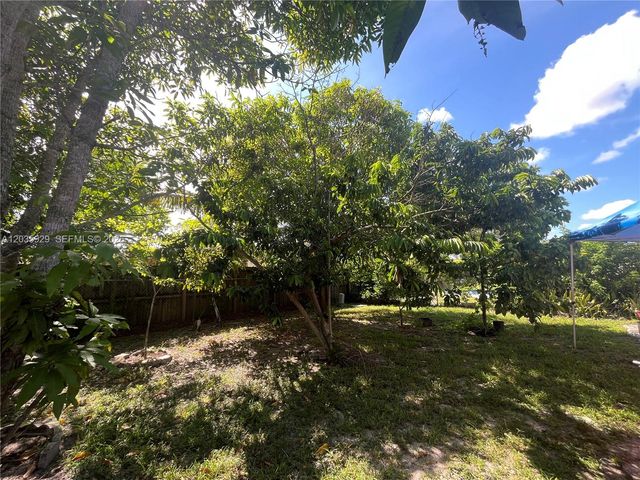 314 SW 79th Way, North Lauderdale, FL 33068